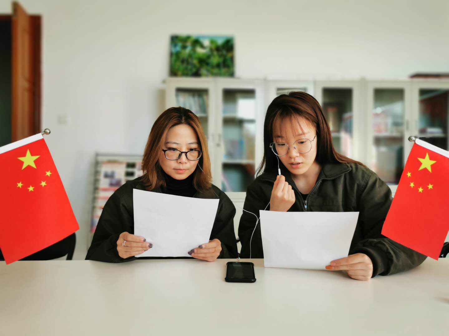 抗擊疫情  為愛發(fā)聲:呼和浩特供電局變電一處舉辦“三八節(jié)”“線上詩(shī)歌朗誦會(huì)”