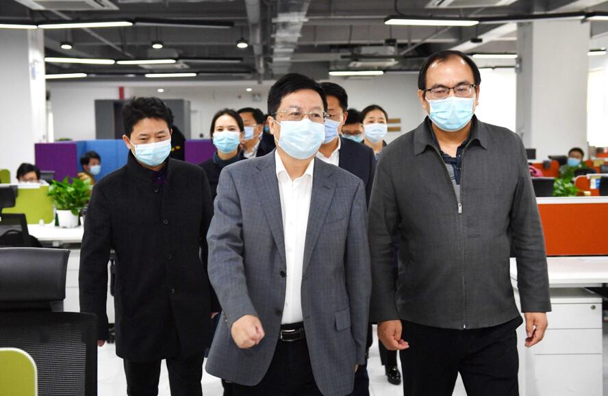 湖南省委常委、長沙市委書記胡衡華到大唐先一科技公司調(diào)研