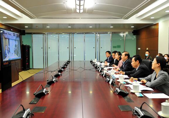 辛保安總經(jīng)理與SAP公司全球執(zhí)行董事會(huì)成員、全球業(yè)務(wù)總裁傅美黛舉行視頻會(huì)談