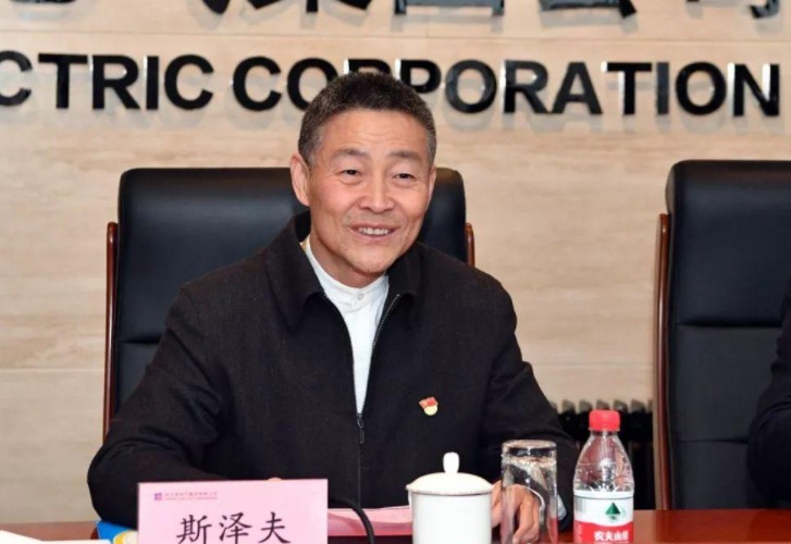 發(fā)展新能源要與電力安全統(tǒng)籌兼顧——訪全國政協(xié)常委，哈爾濱電氣集團有限公司黨委書記、董事長斯?jié)煞? /></a></div>
				<div   id=