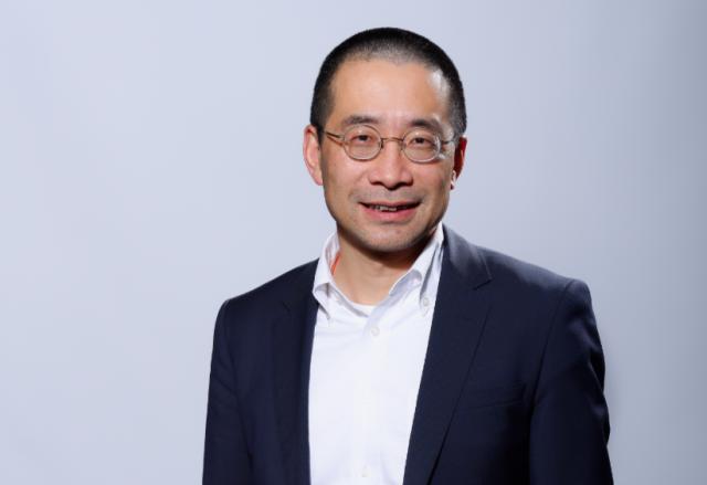 施耐德電氣全球執(zhí)行副總裁、中國區(qū)總裁尹正：提升能源效率助力實(shí)現(xiàn)碳中和