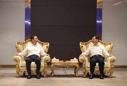 國(guó)家電網(wǎng)董事長(zhǎng)、黨組書(shū)記辛保安拜會(huì)河南省委書(shū)記樓陽(yáng)生、省長(zhǎng)王凱