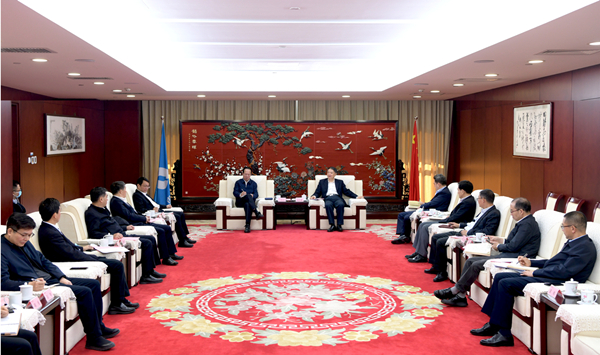 溫樞剛會(huì)見中國(guó)電建黨委書記、董事長(zhǎng)丁焰章