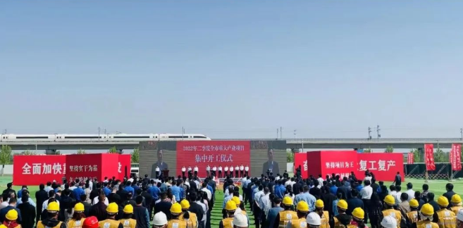 東方日升、晶科、阿特斯同時(shí)擴(kuò)產(chǎn)！
