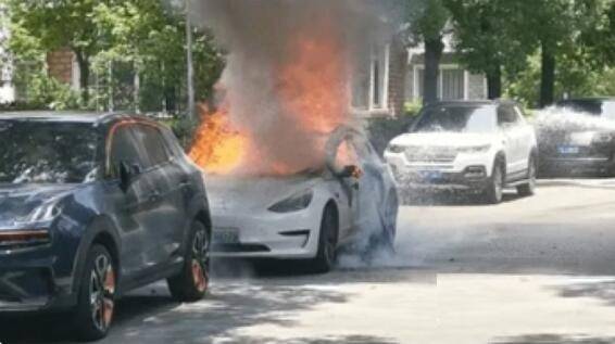 起火事件頻發(fā)，夏日高溫下新能源汽車(chē)還安全嗎