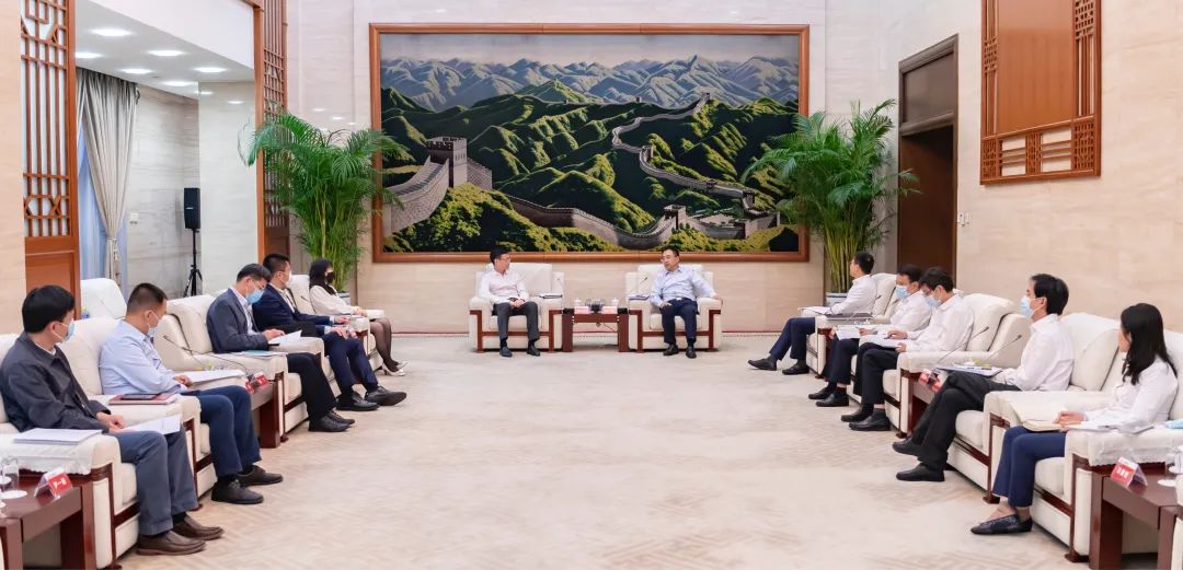鄒磊會(huì)見(jiàn)北京市西城區(qū)委副書(shū)記、代區(qū)長(zhǎng)劉東偉