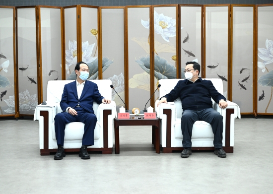 丁焰章與雄安新區(qū)黨工委書記、管委會主任張國華會談
