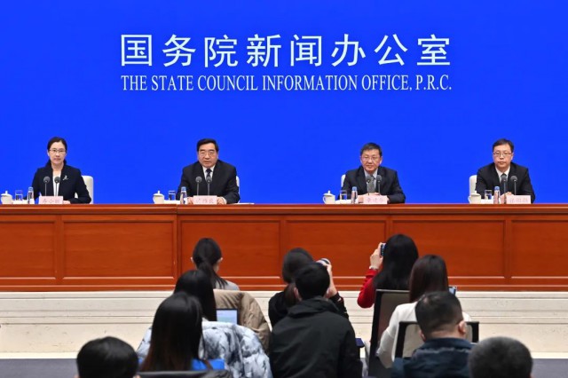 國家發(fā)改委：健全多能互補綜合應急調(diào)度機制，推動風、光發(fā)電多發(fā)滿發(fā)