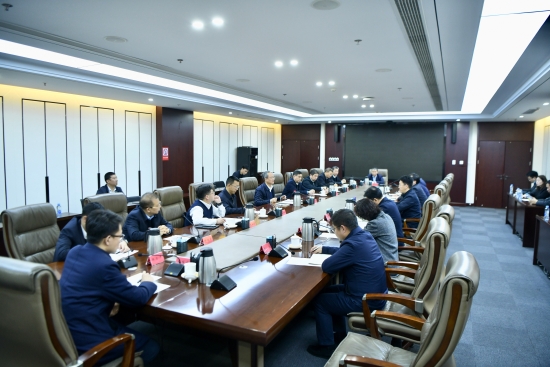 王斌與南昌市委常委、高新區(qū)黨工委書記王萬征會談