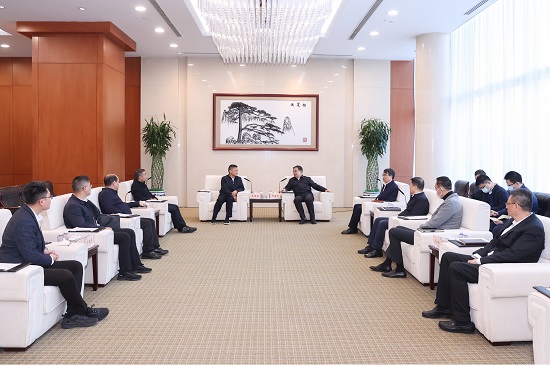 鄧建玲會(huì)見福建省政協(xié)副主席、漳州市委書記張國旺