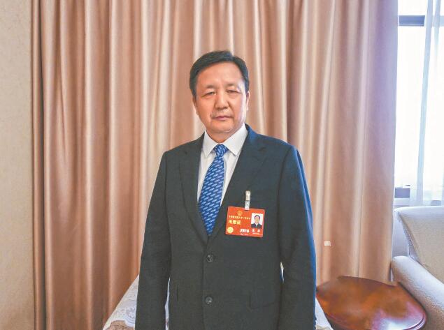 新型電力系統(tǒng)建設為電力裝備制造業(yè)帶來新機遇——訪全國人大代表，全國工商聯(lián)副主席，特變電工股份有限公司黨委書記、董事長張新