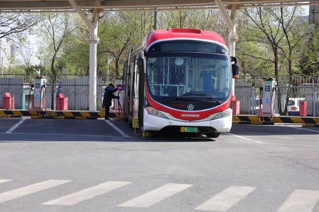 北京清潔能源、新能源公交車占比已超九成
