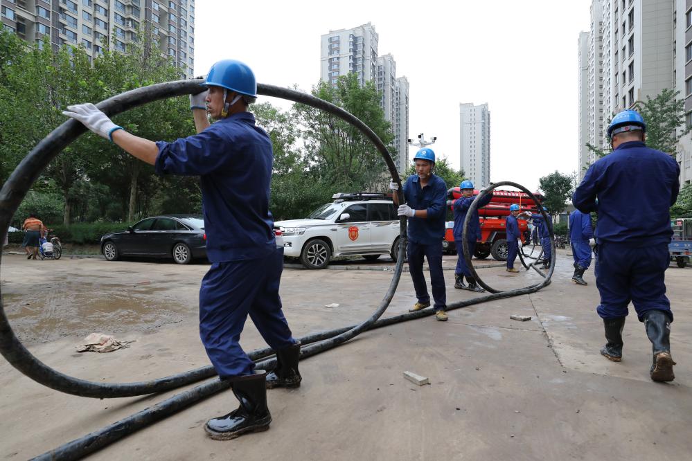 電來了，光就來了——河北涿州加快電力設(shè)施搶修見聞