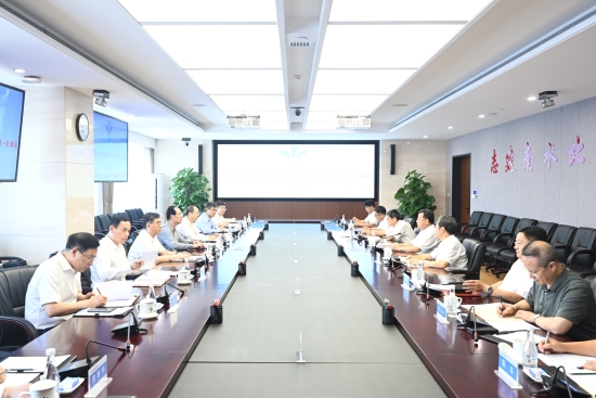 中國電建黨委書記、董事長丁焰章與中國南水北調(diào)集團(tuán)黨組書記、董事長蔣旭光會談