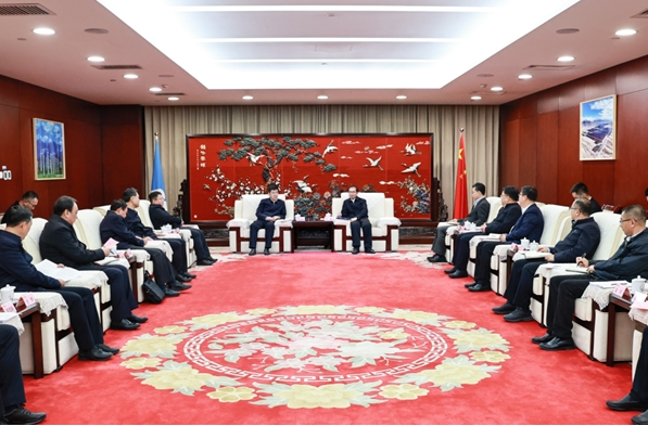 江毅會(huì)見內(nèi)蒙古自治區(qū)黨委常委、常務(wù)副主席黃志強(qiáng)