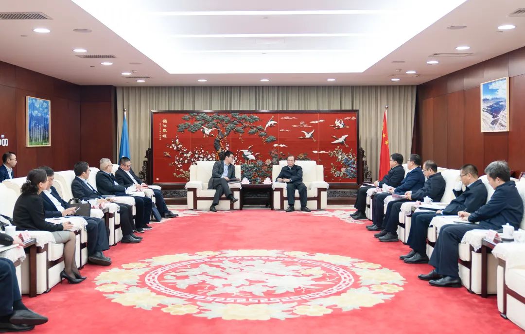 華電黨組書記、董事長江毅會見上海電氣集團黨委書記、董事長吳磊