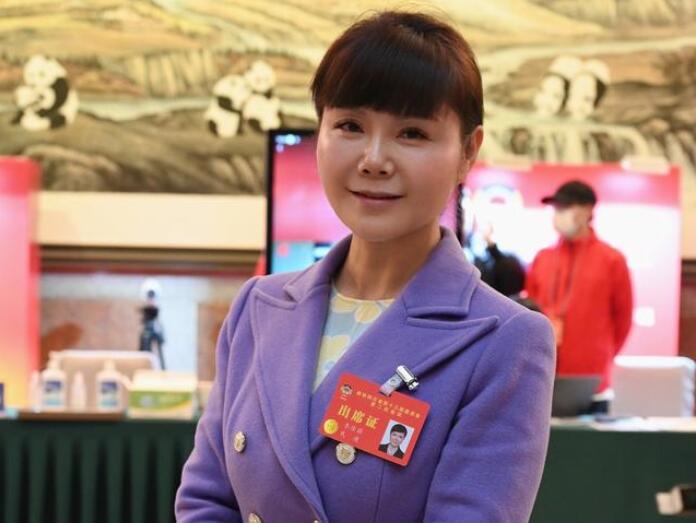 四川省政協(xié)委員李佳蔚：四川要優(yōu)化碳產(chǎn)品、參與碳交易，不斷完善碳設施