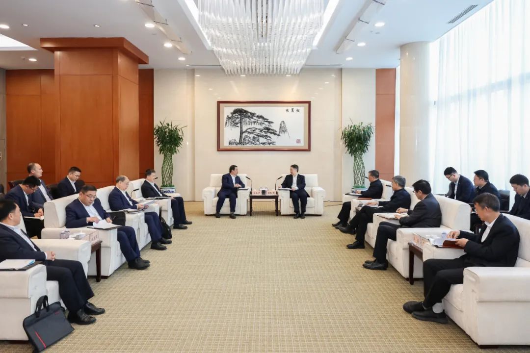華能集團董事長溫樞剛會見中國電氣裝備董事長白忠泉、總經(jīng)理周群