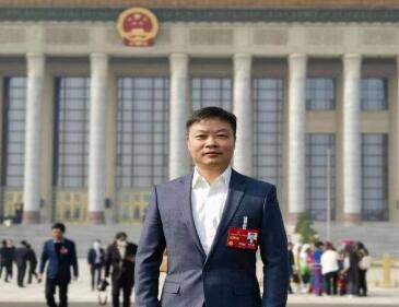 【兩會好聲音】全國人大代表、小鵬汽車董事長何小鵬：探索限定場景無人駕駛法規(guī)，助力車網(wǎng)融合和低空經(jīng)濟(jì)騰飛