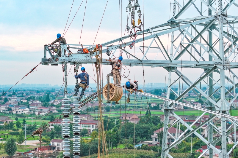 國家電網(wǎng):應(yīng)對(duì)高溫保供電