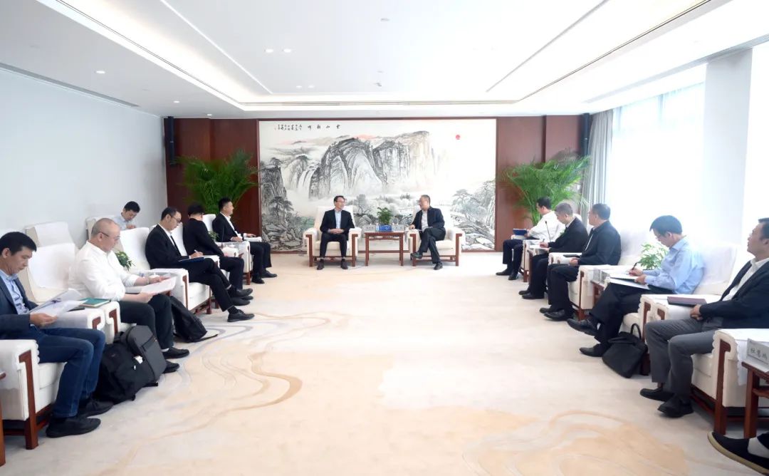 中國電建黨委副書記、總經理王斌與深圳環(huán)境水務集團總裁龔利民舉行會談