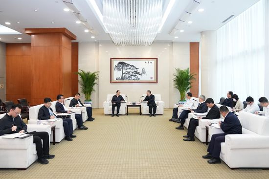 華能集團(tuán)總經(jīng)理、黨組副書記張文峰會(huì)見甘肅省副省長(zhǎng)王鈞