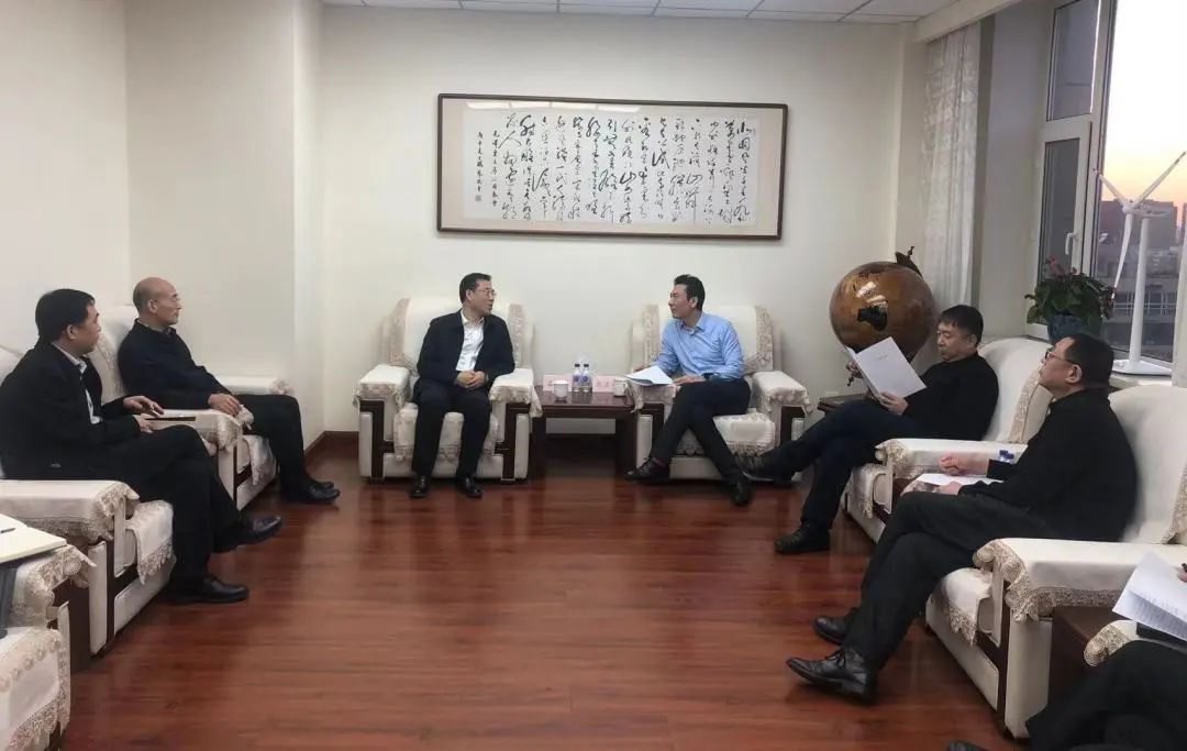 華電吉林公司黨委書(shū)記孫毅、黨委副書(shū)記鄭成杰拜會(huì)吉林省能源局黨組書(shū)記、局長(zhǎng)趙彥峰
